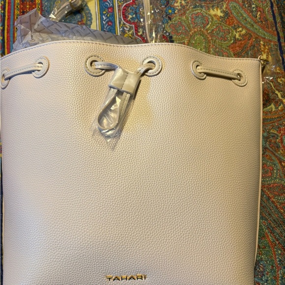 NWT Tahari Cream Shoulder Bag - Picture 8 of 8